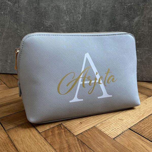 Kosmetiktasche Edle Kosmetiktasche aus Kunstleder in verschiedenen Farben- Personalisierbar mit Namen.